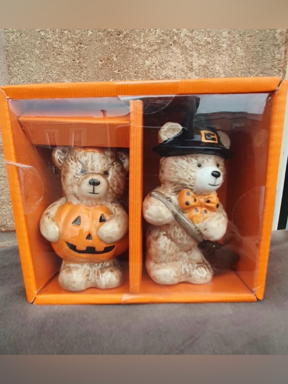 🐻 Halloween Pumpkin Bear Salt and Pepper Shakers